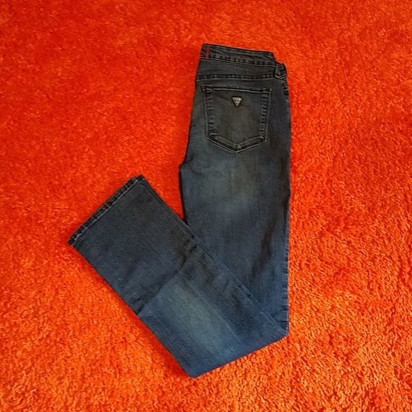 Womens Guess jeans - Picture 2 of 3